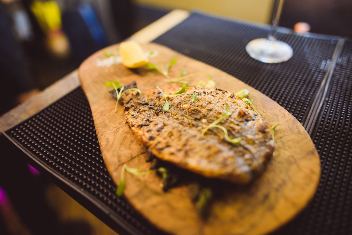MamouniaLounge's tweet photo. We're offering 40% off your food bill for a month, and that's no #AprilFool's joke! Available for online bookings only, from 3 April to 1 May - book here: https://t.co/VGzrikNwVU https://t.co/tHyuxsMr6k