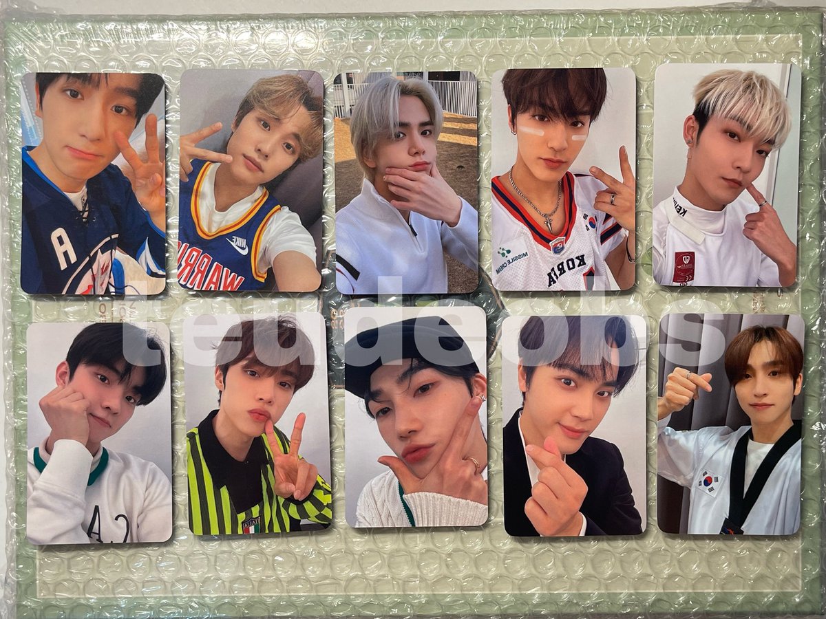 qyucart's tweet photo. 📮 #teubmail ☺︎

april neta box arrived much earlier than expected yay! 🤍

- everline vce SGs + POBs
- lapothicell
- random pc and items pasabuys

I’ll sort during the weekend, please just wait for my DM for those whose items already arrived tysm 🫶🏻 https://t.co/VfxDxRw2fO