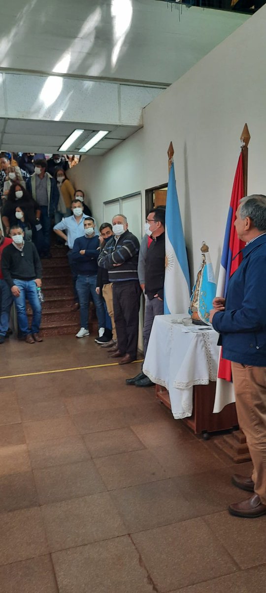 El presidente, los vocales, directores de nivel y coordinadores se reunieron ayer con todo el personal del Consejo General de Educación y les expresaron su agradecimiento por haber sobrellevado pacíficamente las inusuales circunstancias de las últimas dos semanas.