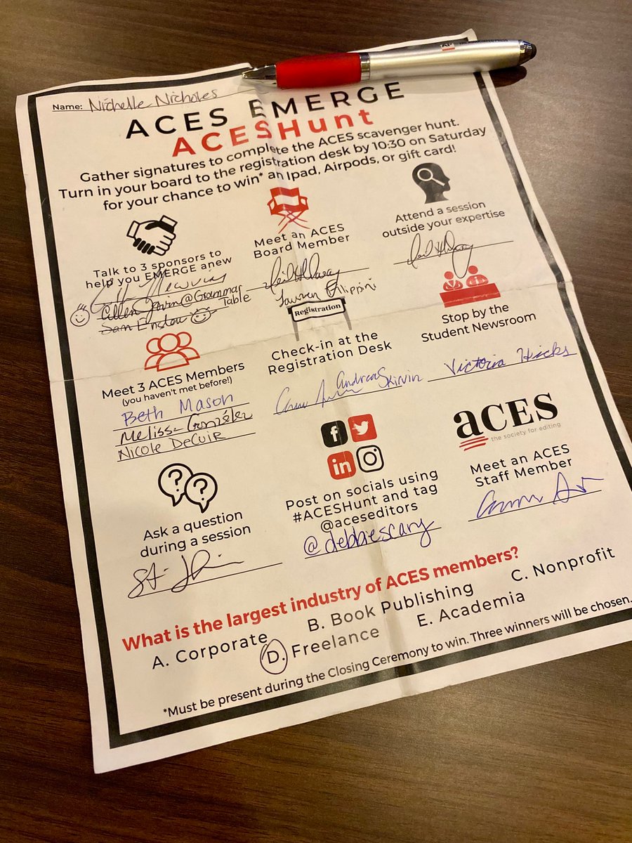 DebbieScary's tweet image. Met sweet, adorable Victoria of the Student Newsroom to complete my @ACESEditors #ACESHunt board this morning. Wish me luck! #ACES2022 #ACESEMERGE
