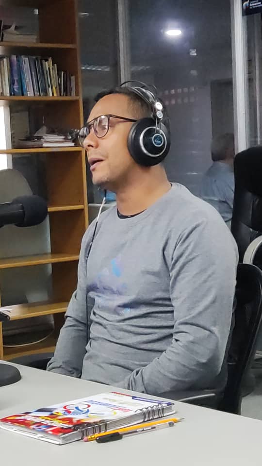 Junt0sxTachira's tweet photo. Continuamos con 
-
#ReporteBernal86 conducido por el afrodescendientede la comunicación @arguelloyepfri desde @YvkeTachira 
-
#01Abr https://t.co/A2ffZtXxKU