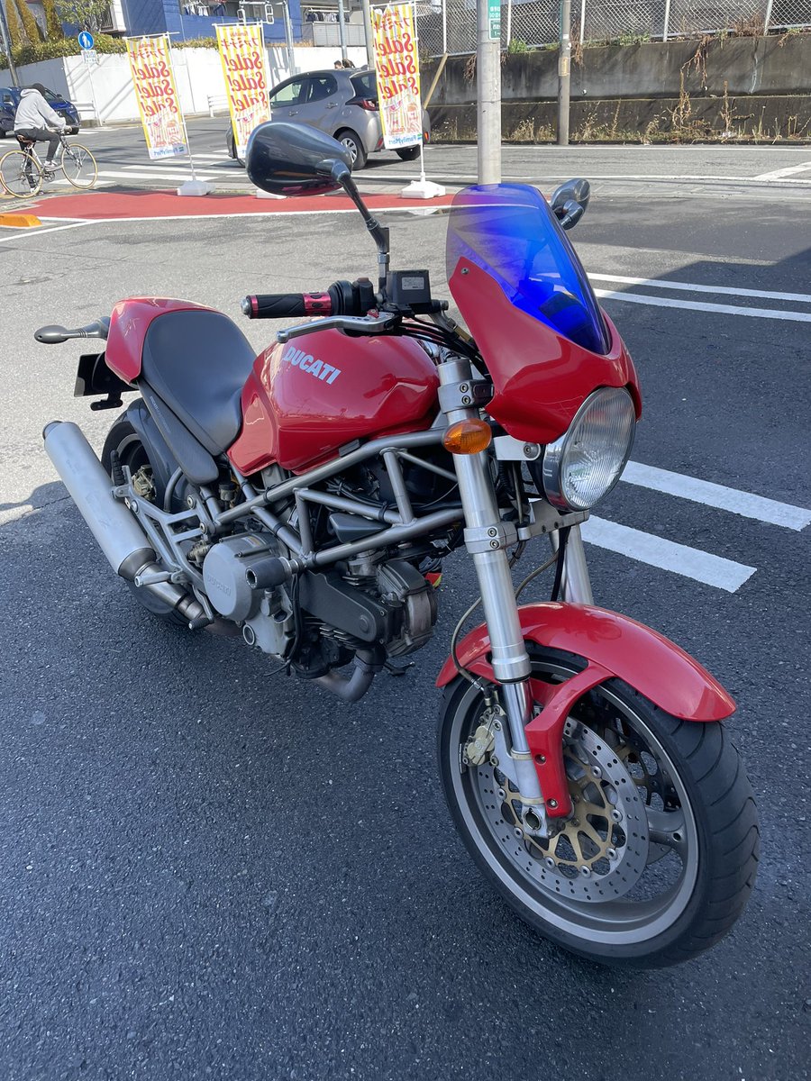 仕事が糞みたいだから自棄酒飲む…
しかしバイク守るため辞めようと…
会社がまともだったらな…

バイク奪われたら無気力になる