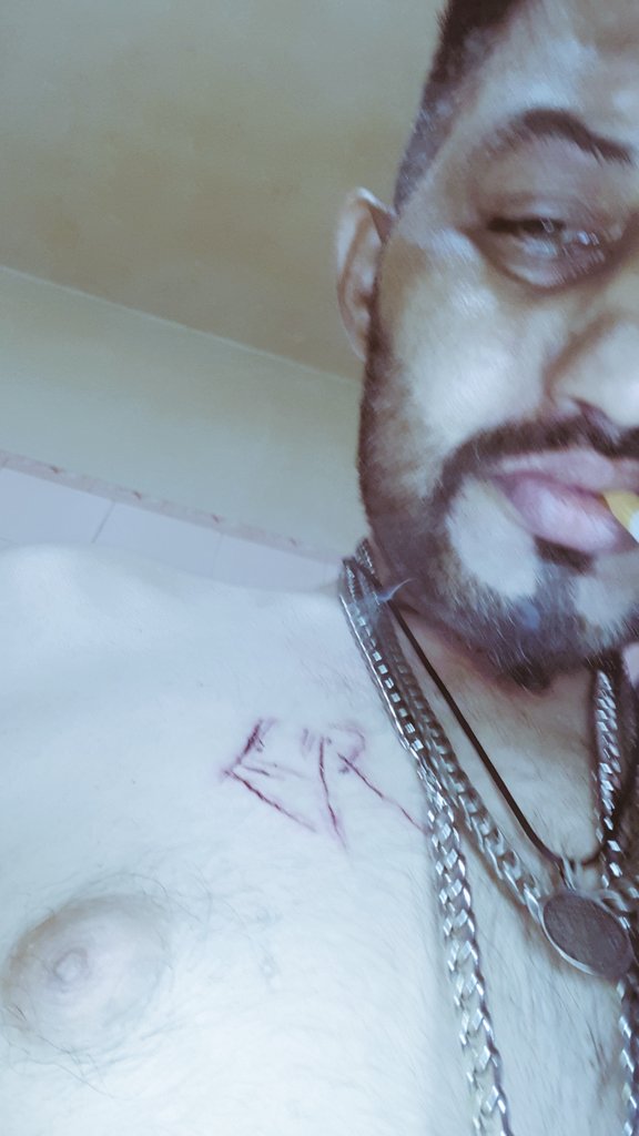 Cryptaled's tweet photo. @crystalhefner Maem heffner I complain to u today for the sake of Harris I worked day n ni8 fo a few ppl u knows very well I'm Muslim n onto a khaN pathan u know well I thinks so0 n are the only Aoner enough one who can understands logic so not being asked but still outsa my love fo friendship https://t.co/5O10vnK8ni