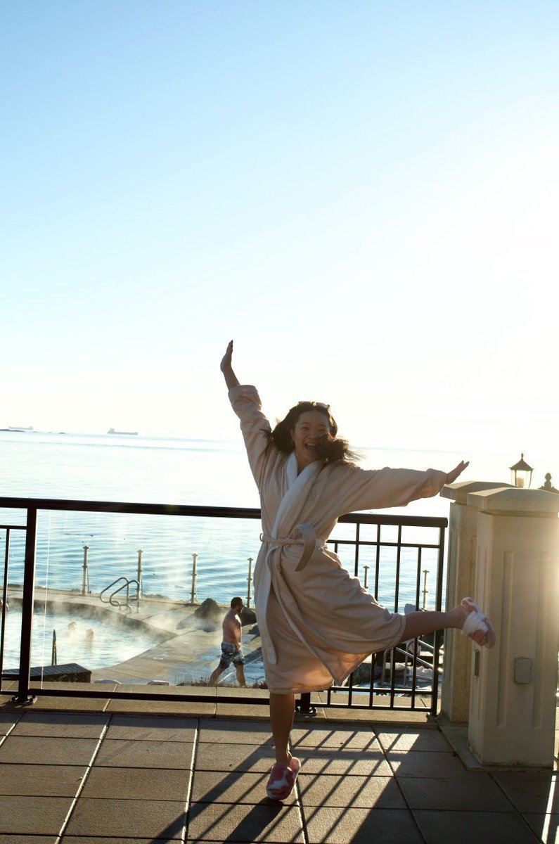 Jumping into April like 🤸🏽‍♀️

📸 _jentong /Instagram

Discover our current rates and promotions: l8r.it/5OeI