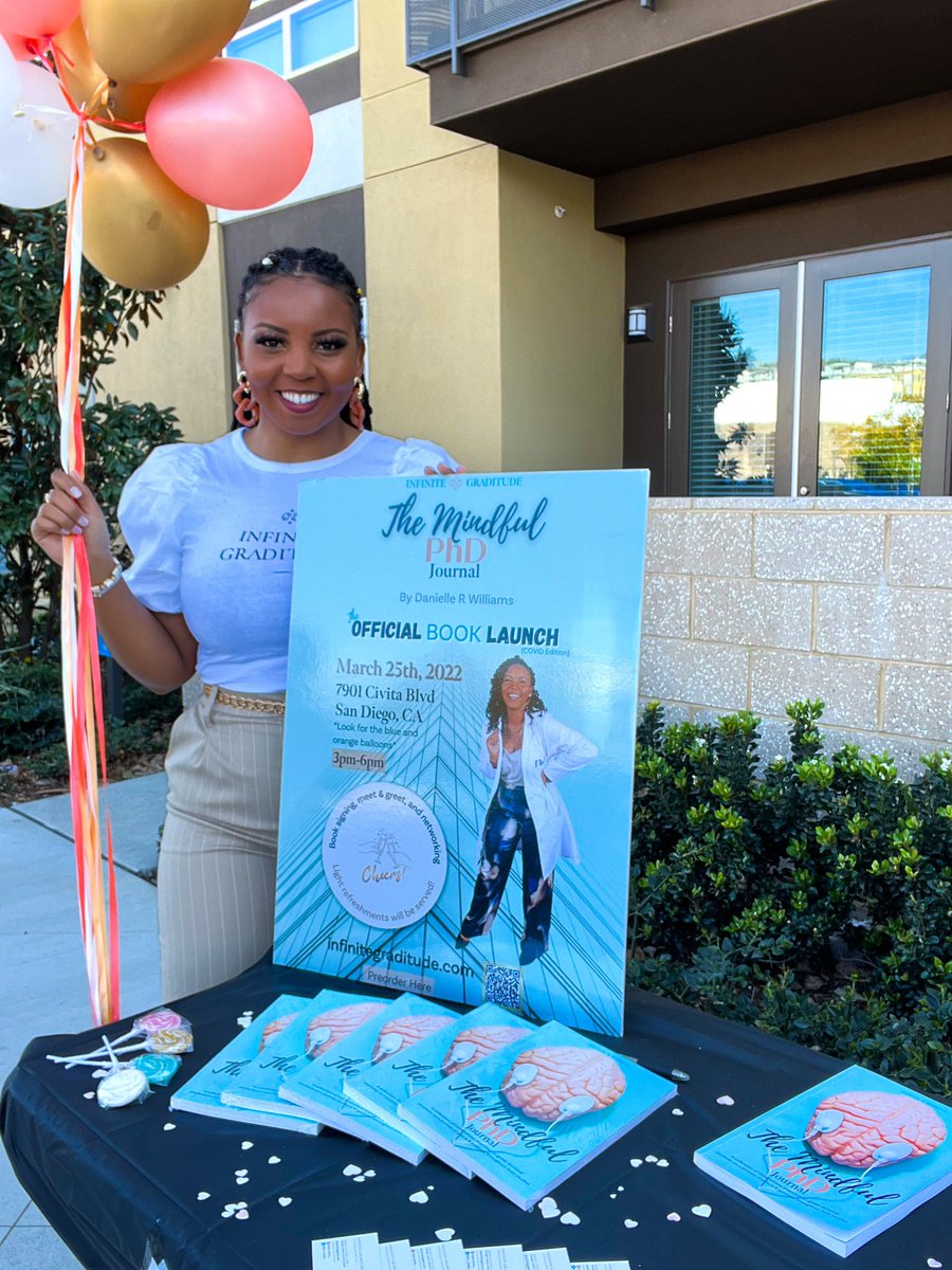 Danielle R Williams tweet media