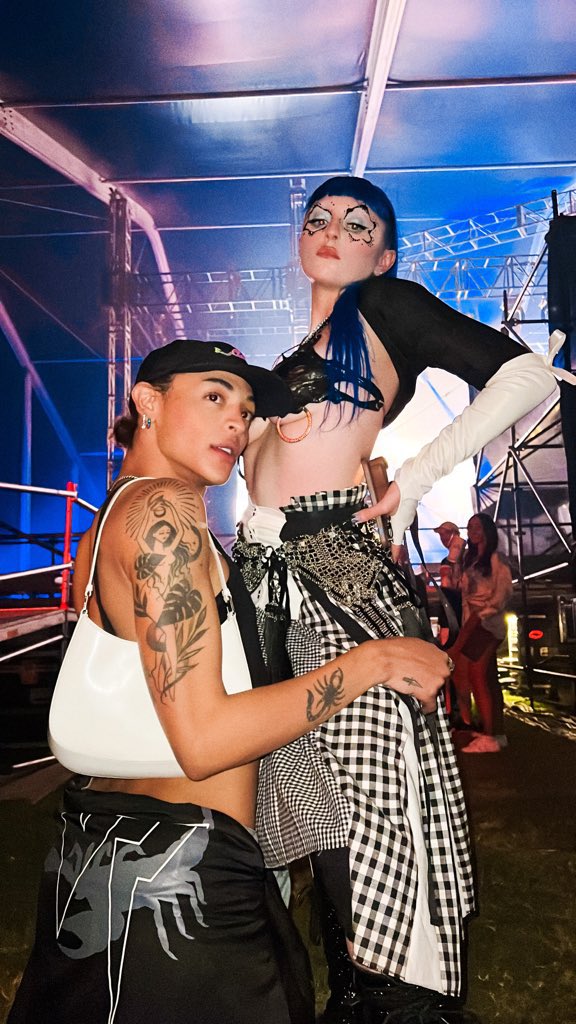 VittarGlobal's tweet photo. 🚨 | Pabllo Vittar revealed that Ashnikko (@ashnikko) will be featured on her upcoming album. The two artists have been hanging out a lot lately. https://t.co/By1PL0zpeO