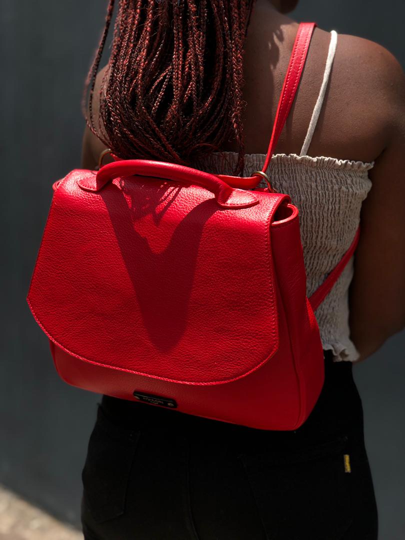 Happy New Month! We wish you a blissful month!
Handbag: NyagatareThree-Way bag. 

#Rwanda #RwOT #MadeinRwanda