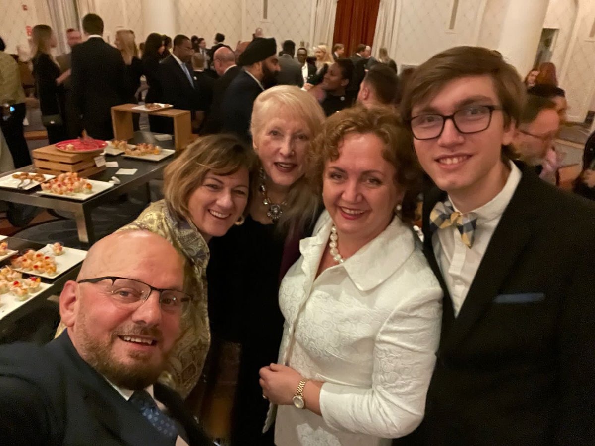 FloretaFaber's tweet photo. I was delighted to be part of the @FulbrightAssoc evening and congratulate #Bono @U2 on receiving the prestigious #FulbrightPrize. 

So happy we are back in-person so I could met so many old and new friends. #Diplomacy in action is beautiful.

Thnx @AmbSzemerkenyi for the invite! https://t.co/jMjcdJ1Zx1