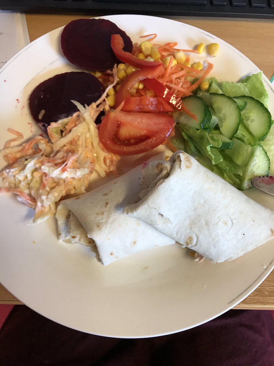 AyresomePrimary's tweet photo. Oh my! What a delightful range on offer for lunch today along with our hot choices - the return of our salad bar is a huge success 👏👏 Especially with cornflake tart for dessert! #allinmoderation What choices has your child enjoyed the most? @AdAstraTrust https://t.co/kLNqAzrrX3