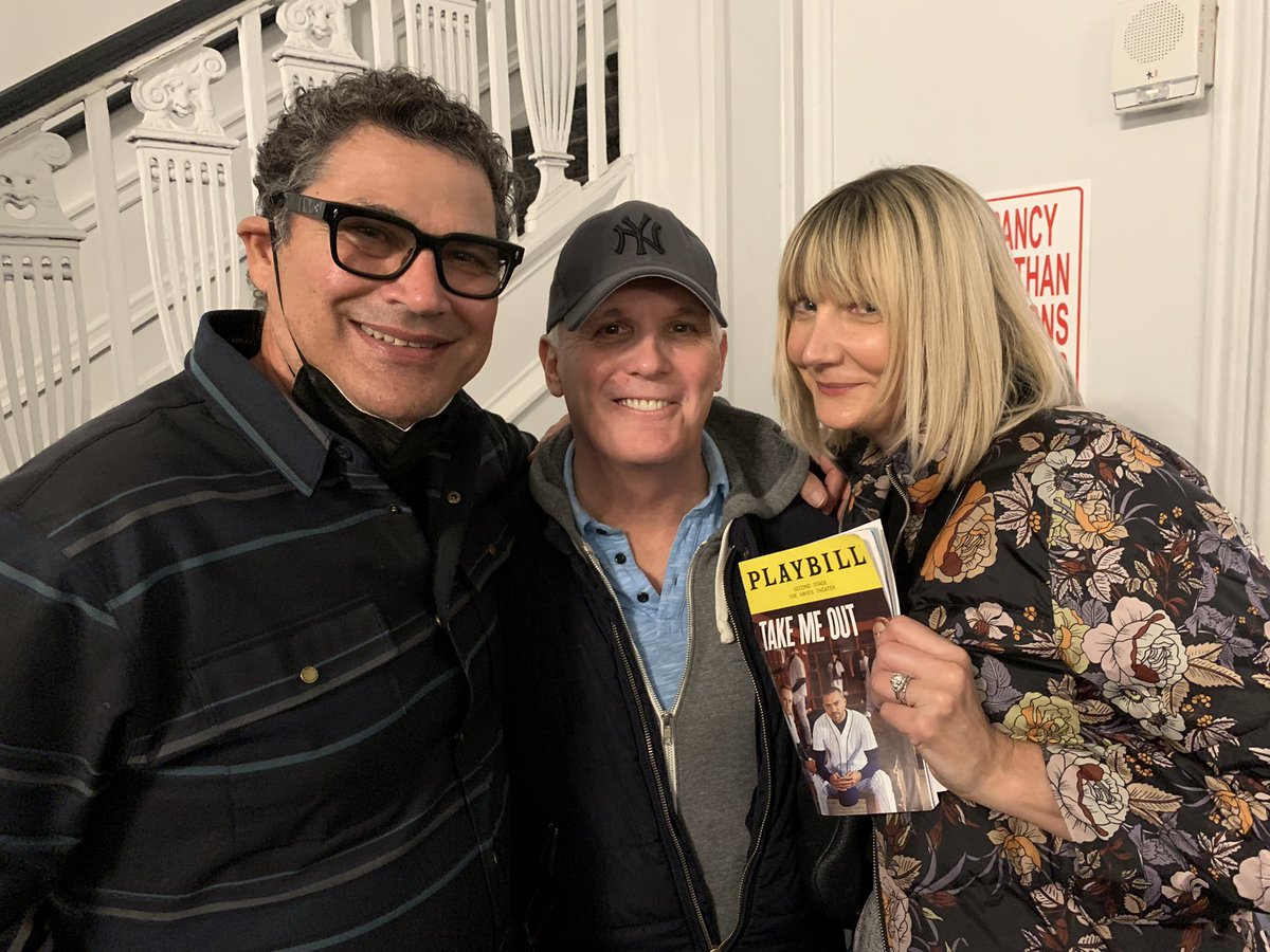 KerriKenney's tweet photo. Our buddy #scottellis directed a magnificent play! Bravo!! #TakeMeOutBroadway Go see it if you can!! @jessetyler #jessewilliams #patrickadams https://t.co/iIWrfwUrnf