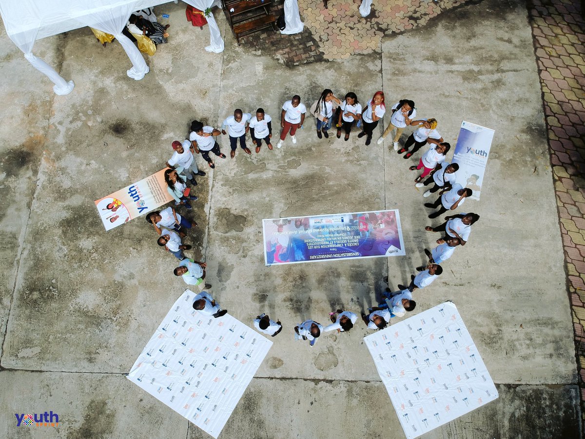 YouthSprint's tweet photo. Clôture de l'activité de sensibilisation sur les droits sexuels et reproductifs en milieu universitaire par les jeunes de YouthSprint à l'Université Révérend Kim.
@MakokiYaMwasi 
@NLkinbrazza 
@Mulunda_JC https://t.co/YljMM3Gjh0
