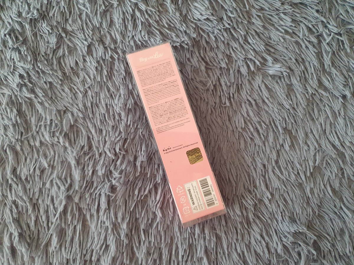 7euphorie's tweet photo. #7euOH
wts lfb ph onhand pls help rt
bts boy with luv pen 02
sealed, never opened/used
lowered price bec items come from japan fortune box

original price: 4,000 krw
my price: 160 https://t.co/WIp8EXnWPd