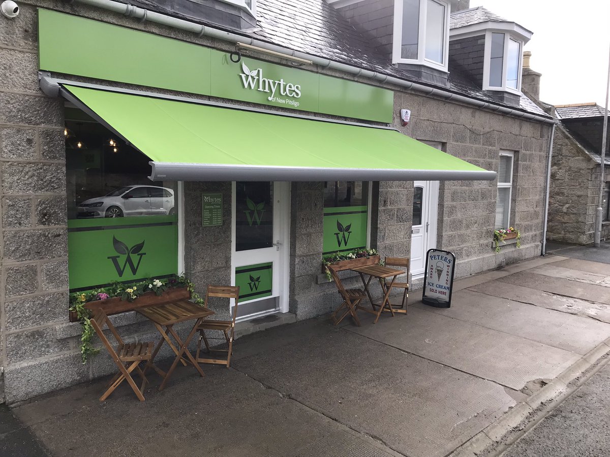 NisaSDMScotland's tweet photo. Another Independent retailer opened their doors today.Julie-Ann White and her team opened in Partnership with Nisa,Co Op and many local suppliers and has created a real buzz in the village of Newpitsligo in Scotland. https://t.co/27leZGtrnP