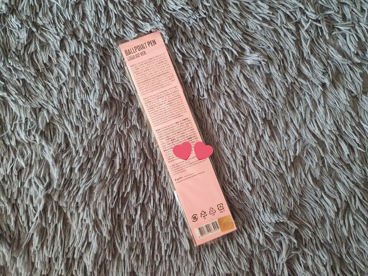 7euphorie's tweet photo. #7euOH
wts lfb ph onhand pls help rt
bts logo pen pink
sealed, never opened/used
lowered price bec items come from japan fortune box

original price: 7,000 krw
my price: 230 https://t.co/Qw7TVEHX9L
