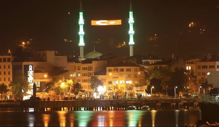 unyetw's tweet photo. Hoşgeldin Şehr-i Ramazan https://t.co/uzMMCod5VJ