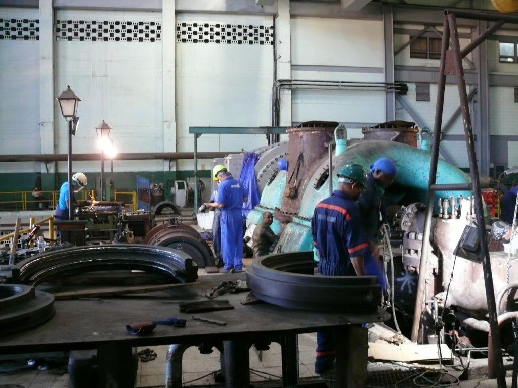 OSDE_UNE's tweet photo. Los trabajadores de la Central Termoeléctrica "Otto Parellada" (Tallapiedra) se encuentran realizando labores de mantenimiento de la turbina. https://t.co/9aNmKDZ7U8