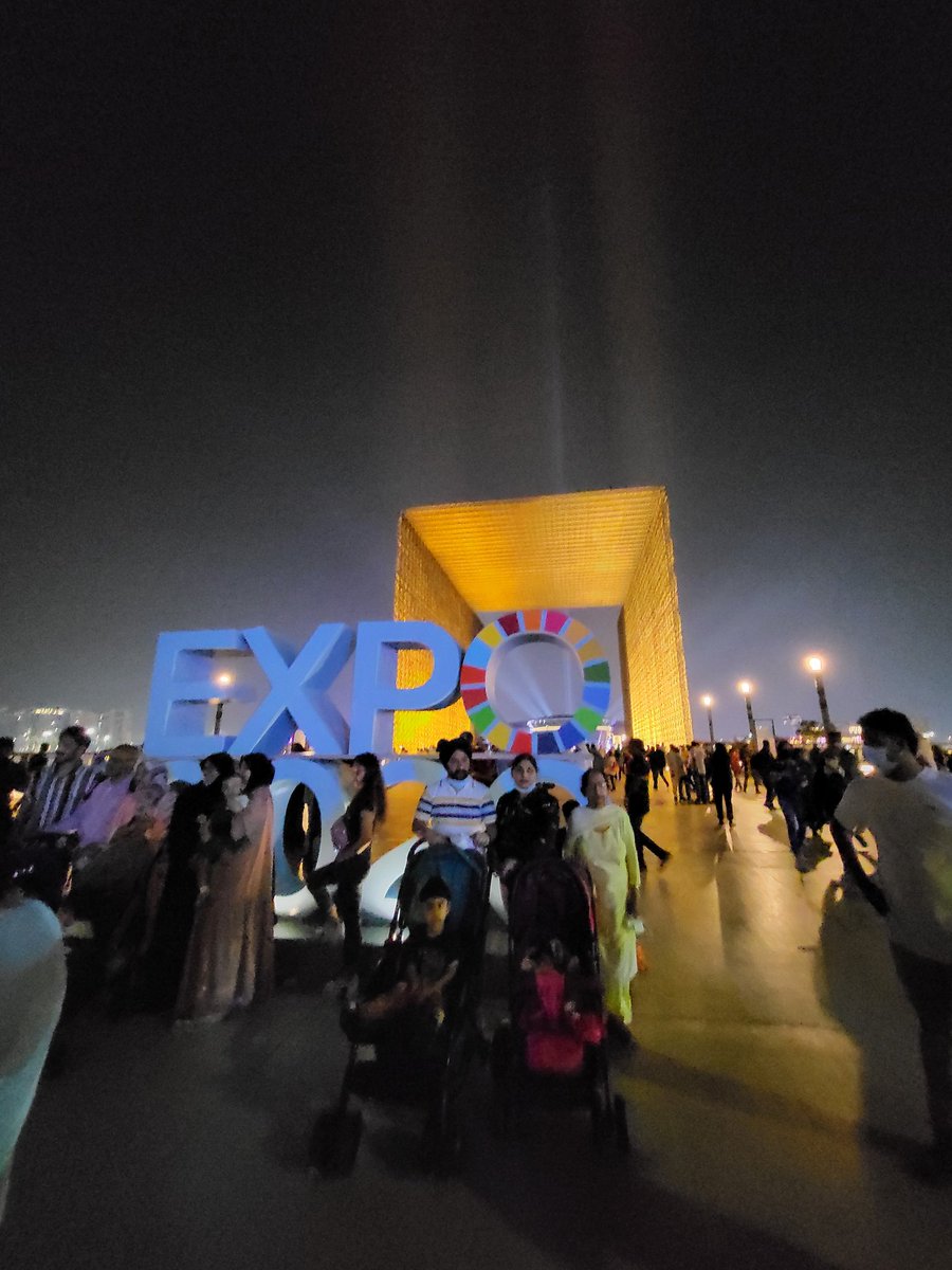 lungbung's tweet photo. DubaiExpo2020 ปิดฉากลงด้วยความยิ่งใหญ่ตอน03:00น.01/04/2020 #teamchart #ทีมชาติดูไบ https://t.co/ocU8EPqPHr