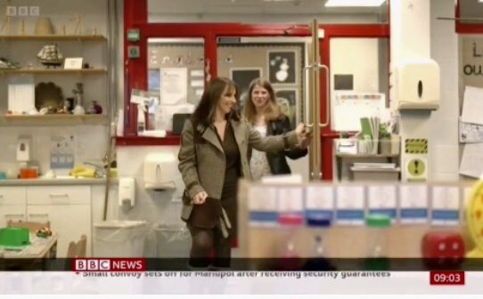 whetham_liz's tweet photo. Thank you @collettasmith for asking the right questions, enabling me to highlight the impact of the energy price increase crisis on children. My Dad has watched the news every hour today! @Nicola_Hudson @BBCNews https://t.co/OA4rrvdIhg