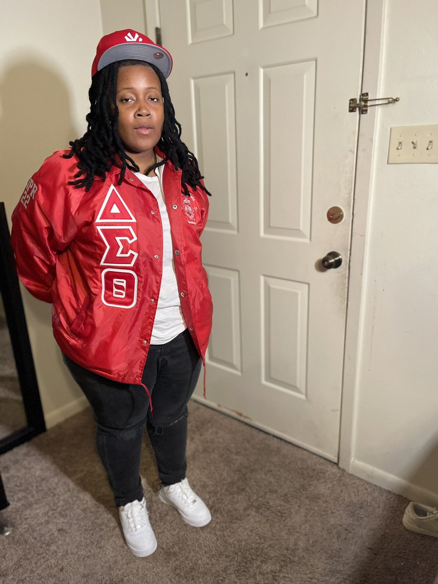 rdvswrld's tweet photo. I’m Free 🐘🔺 SPR.22 #19 OOOOO-OOP https://t.co/18QsFvOZa0