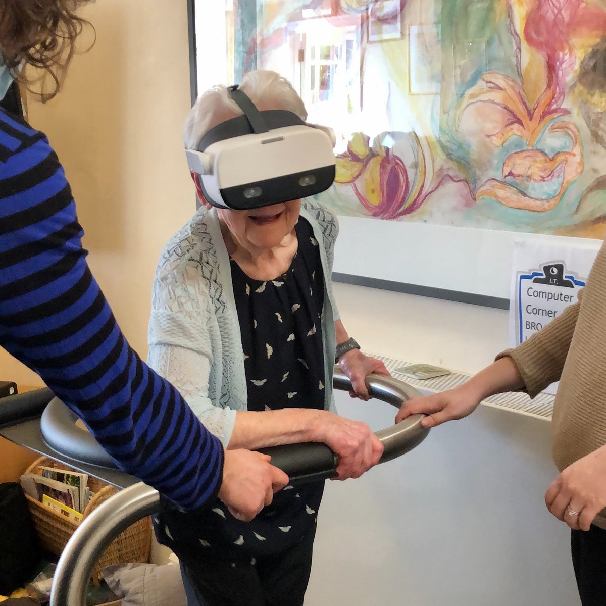 103 year-old Joyce Penfold @theabbeyfield made the most of new VR technology thanks to @EPIC_eHealth <a href="/PlymUni/">University of Plymouth</a>

See the full <a href="/BBCSpotlight/">BBC South West</a> feature from 19 minutes 
bbc.co.uk/iplayer/episod…

<a href="/PlymUniCHT/">Centre for Health Technology</a> <a href="/leonieancooper/">Leonie Cooper</a> <a href="/ToniPage9/">Toni Page</a> <a href="/GOALDStirPlym/">GOALD (Generating Older Active Lives Digitally)</a> <a href="/rovr_systems/">ROVR Systems</a> <a href="/BradwellHannah/">Dr Hannah Bradwell</a>