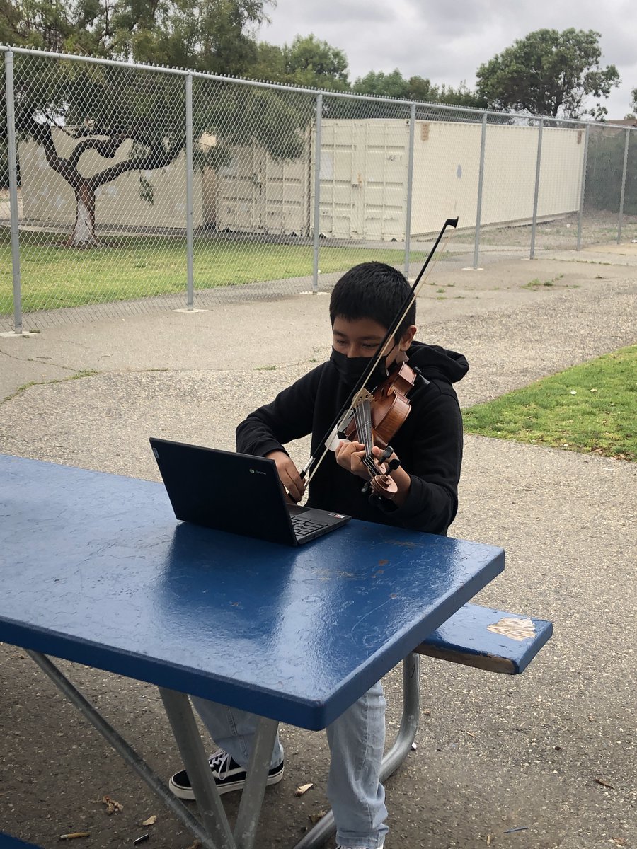 JeffersonMS (@jeffersonms823) on Twitter photo Mrs. Post's orchestra students practicing their craft outside the walls of a classroom. @OsideUSD <a href="/FBalanon/">Frank Balanon</a> Mrs. Post's orchestra students practicing their craft outside the walls of a classroom. @OsideUSD <a href="/FBalanon/">Frank Balanon</a>