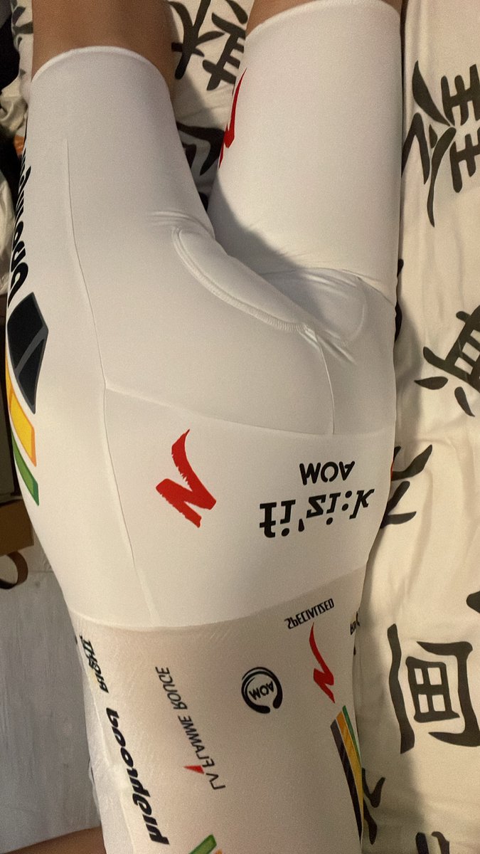 DutchcyclistX's tweet photo. Tight booty in white 🍑 

RT and let me know in the comments if you wanna knead or slap it ?😈 https://t.co/PYuYXqm89k