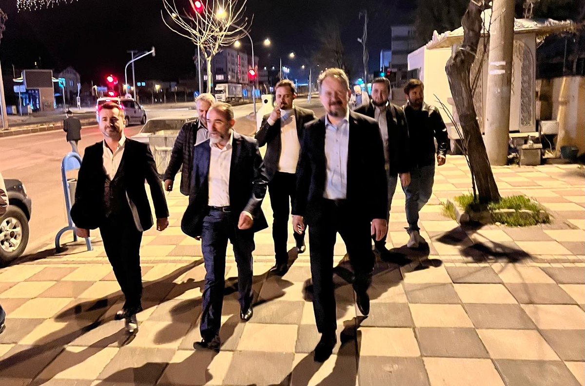 AknYILMAZ4's tweet photo. İki yıl aradan sonra İlk #teravimizi #Ergene ilçemizde #yeşiltepe mahallemizde #Tonguçlar camisinde il başkanımız #Mestan Özcan ve teşkilat mensuplarımızda birlikte kıldık.
Allah kabul eylesin Allah birliğimizi dirliğimizi beraberliğimizi bozmasın. https://t.co/DwRr99o0YR