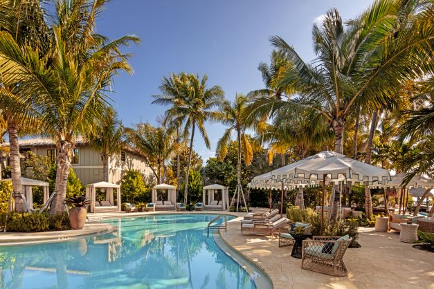 LittlePalmFL's tweet photo. Succumb to serenity. 

#littlepalmisland #getlost #tropicaldistancing #floridakeys #privateisland #luxurytravel #luxurylifestyle #visitflorida #lovefl #startliving #existtoexplore #noblehousehotels https://t.co/KkzZDUnAJc