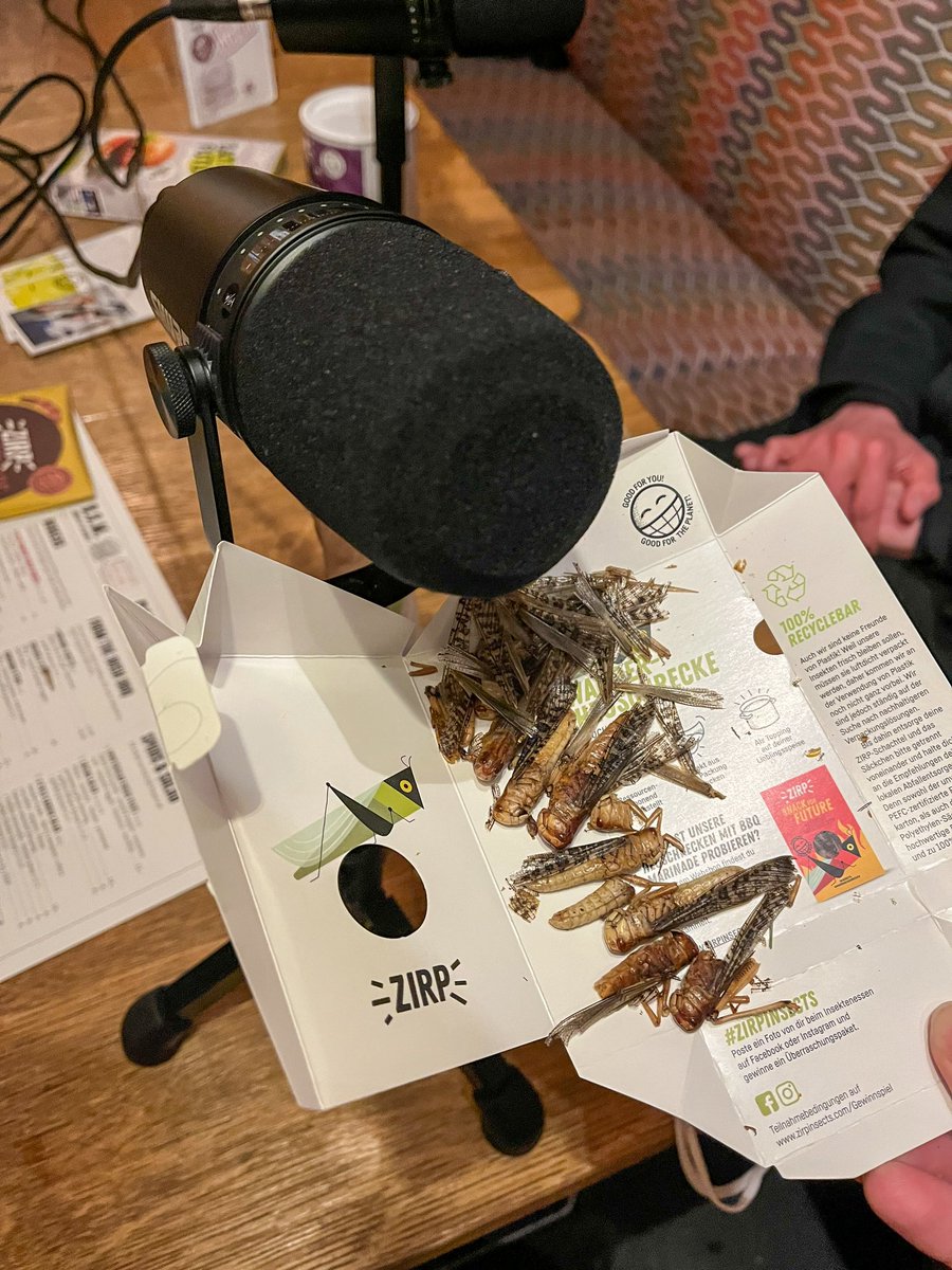 Eaglepowder's tweet photo. Du bist, was Du isst. Also bin ich jetzt eine Heuschrecke! https://t.co/mvuKLDjbqv

@ursriegler
@podwerkstatt
#zirp #Crossfields https://t.co/yJxENm4KPl