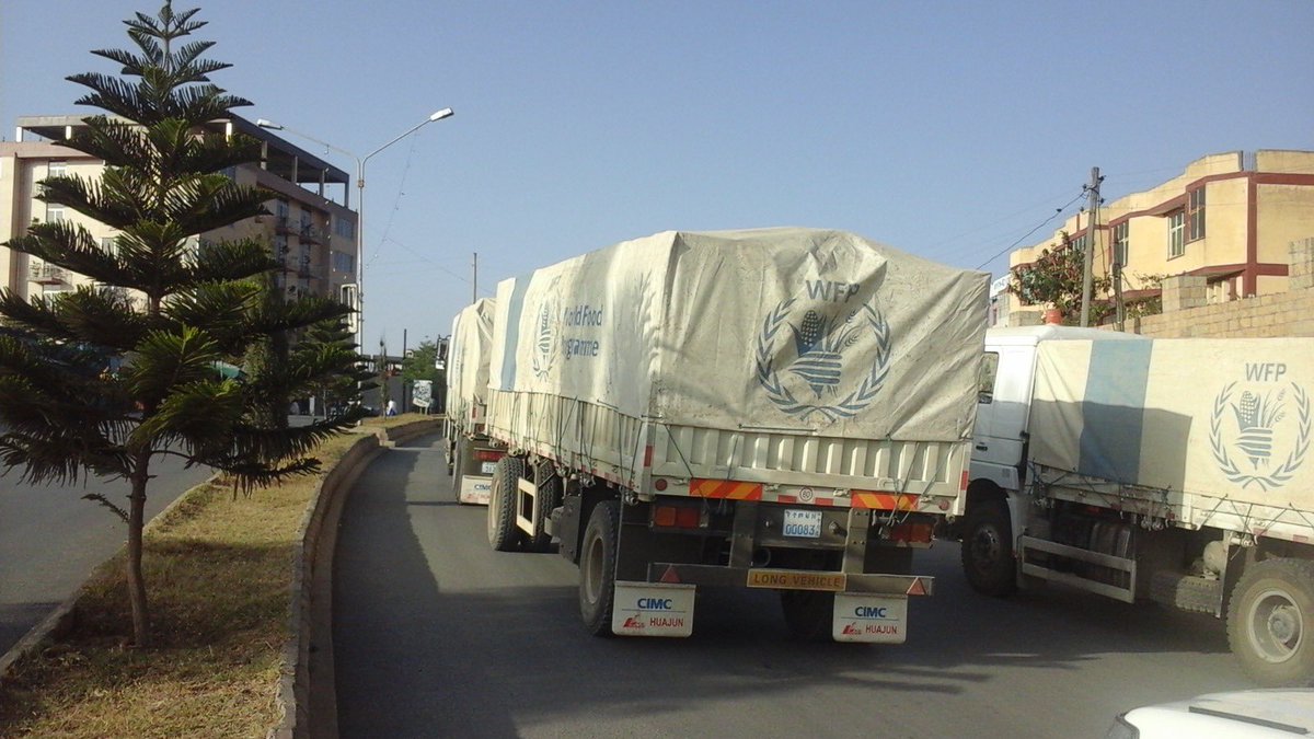 WFP_Ethiopia's tweet photo. 13 trucks have arrived safely into #Mekelle. More trucks &amp; fuel will follow in morning. This is 1st humanitarian convoy to arrive into  #Tigray region since last Dec.

Good progress, much more needed - we need daily convoys flowing in safely to meet the needs of 5 million people. https://t.co/A6UV7KuMpe