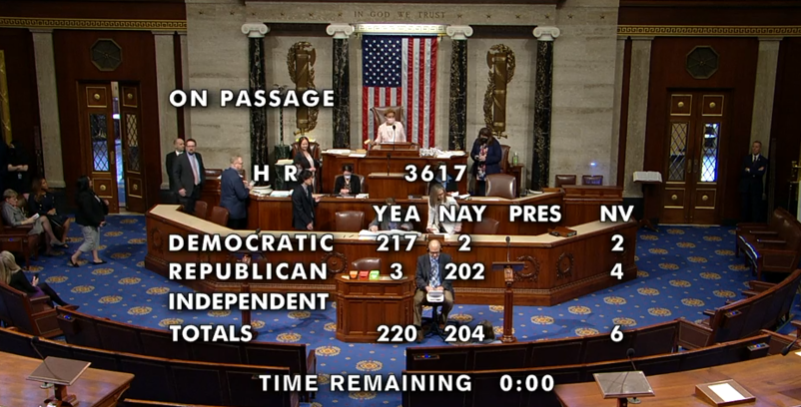 DrChrisBriggs's tweet photo. *****IT PASSED!!!*****
H.R. 3617 #MOREAct PASSED by a vote of 220-204. This bill will deschedule and decriminalize #Cannabis and will now be sent to the #Senate.
$SNDL $TLRY #SNDL #PotStocks #CannabisStocks #LFG #BULLISHAF https://t.co/OPRIeZ8bzQ