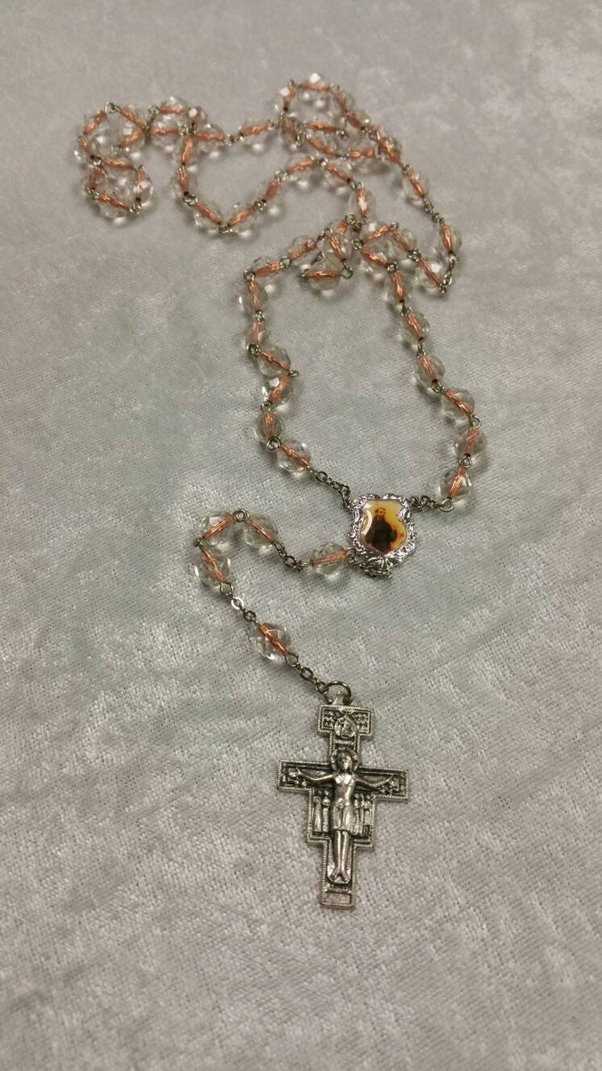 PennysRosaries's tweet photo. St. Francis Rosary with Clear Fire Polished Czech Beads Copper Lined Silver Enamel Center San Damiano Crucifix https://t.co/rRR7LoWhMO #PennysRosaries #Etsy #Silver https://t.co/YrNysVFS0i