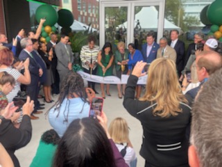 psilera's tweet photo. Congratulation to USF on the ribbon cutting of the beautiful new Innovation Building in the Research Park! Psilera's Team was proud to attend the ceremony yesterday and celebrate all of the growth and innovation in Tampa.
#Psilera #USFResearch #TampaBayEDC https://t.co/yltAjUftRb