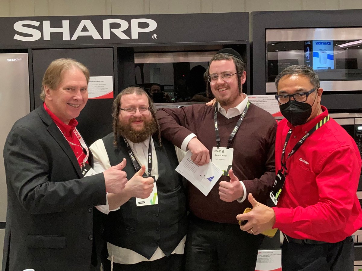 SharpHomeUSA's tweet photo. Wonderful seeing so many new and familiar faces at the AVB @BrandSource Summit! It’s always a pleasure having the opportunity to chat with such great minds in the industry. We look forward to next year’s summit! #AVBBrandSource #SharpAppliances #SimplyBetterLiving https://t.co/19WTJ7oRSe