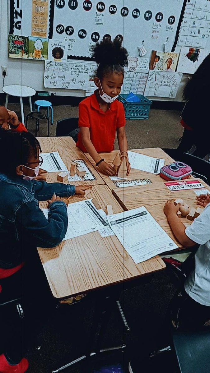MrsKs_Corner's tweet photo. STE(M)ulating our creativity!
My firsties are using their knowledge of [3D shapes] to have a toy building competition. 
Introducing: 
The Block Castle
The Shape Castle
The Uni-Car
The Bomb House 
#Stemspired #BrayWay @brayelementary  @athomasbray @MaryRobinson_07 https://t.co/6Fh5cvEbJe