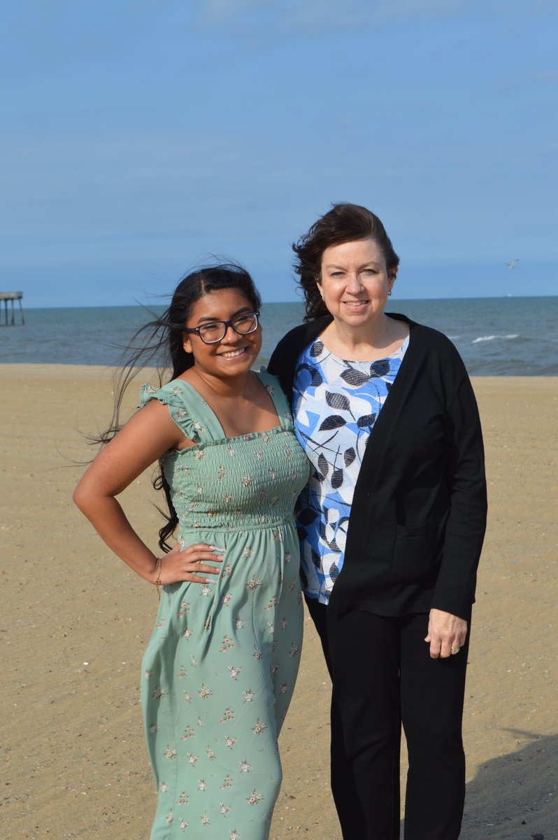 virginiafccla's tweet photo. Your #VAFCCLA State Executive Council is so excited to be back in Virginia Beach for our in-person Virginia #FCCLA 2022 State Leadership and Recognition Conference! Good luck in your STAR 🌟 Events competitions today and we hope you enjoy exploring the #SLRC22 expo until 3:30pm. https://t.co/UwMzcSjuYK