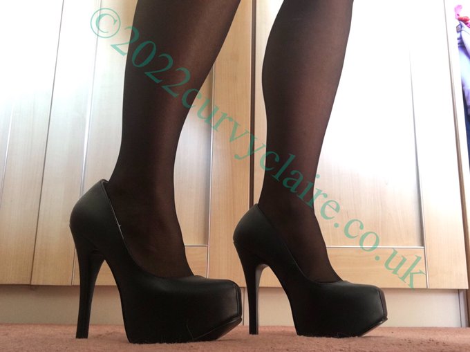 OMG I am very lucky girl to receive these shoes as a gift thank you AT❤️ https://t.co/v464NLcl7H<a href="/tag/lesbian"class="tags"><span>#lesbian</span></a><a href="/tag/bareback"class="tags"><span>#bareback</span></a><a href="/tag/threesome"class="tags"><span>#threesome</span></a><a href="/tag/creampie"class="tags"><span>#creampie</span></a><a href="/tag/blowjob"class="tags"><span>#blowjob</span></a>