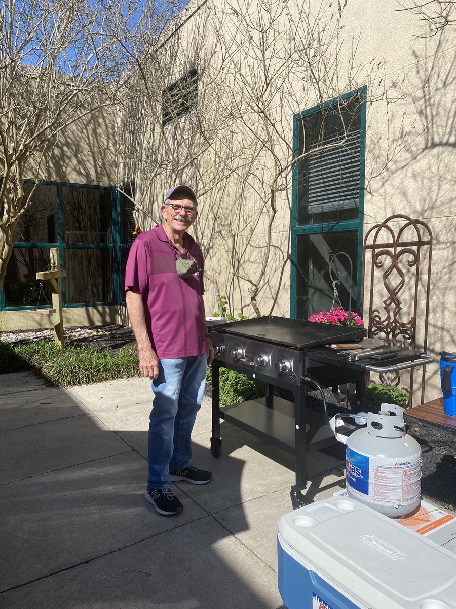 Thrill of the Grill is going on right now! Thank you to our fabulous <a href="/HumbleISD_WCE/">Willow Creek Elem</a> volunteers for preparing lunch for our staff today.