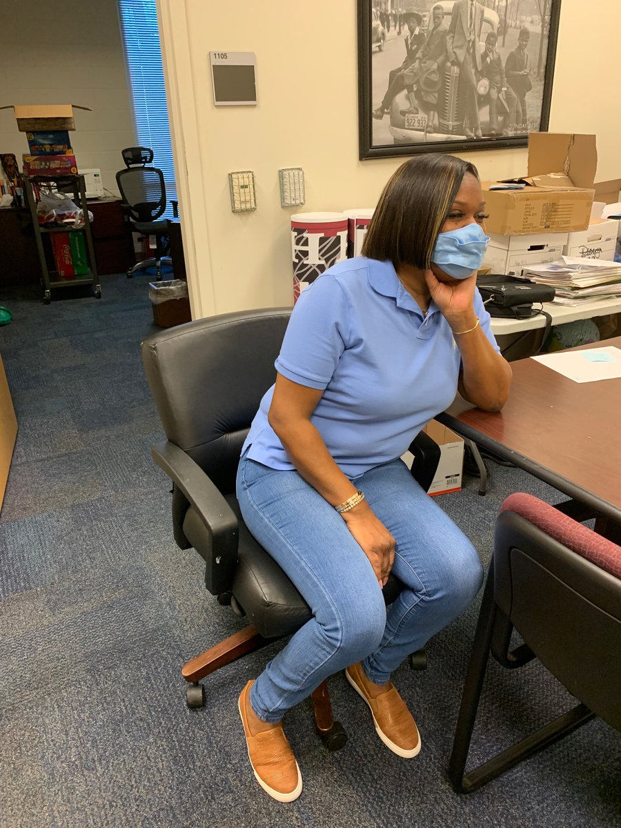 TamickaJones15's tweet photo. Mays High Goes Blue https://t.co/wiWaX3huIW