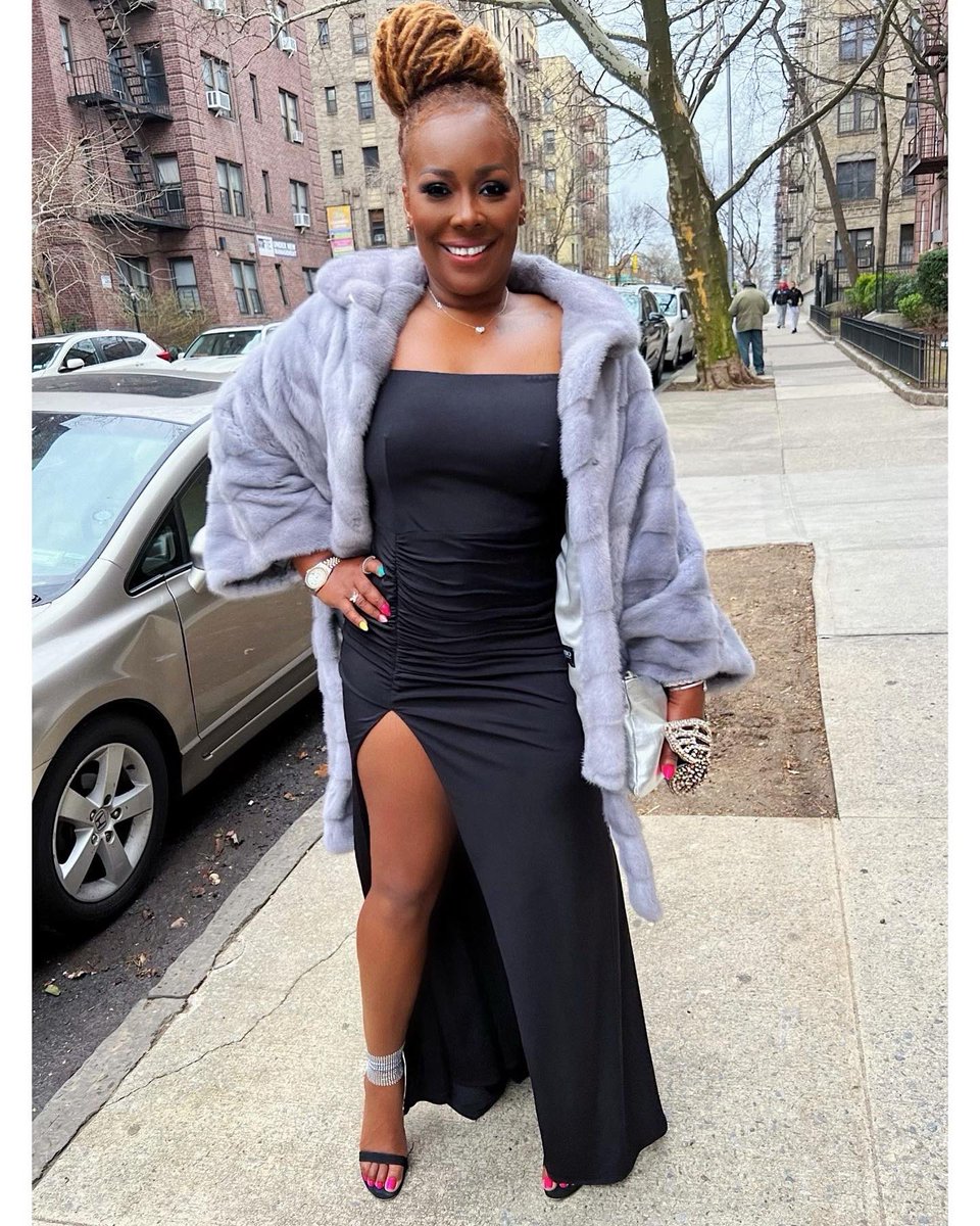 TopekaKSam's tweet photo. Maybe some women arenβt meant to be tamed! Maybe they need to run free until they find someone just as wild as them to run with! π¦πΈπΎππΎππΎ #topekaksam #womenempowerment #women #girls #prison #prisonreform #thelohm #womensupportingwomen #gala https://t.co/YtLLXfYIAy