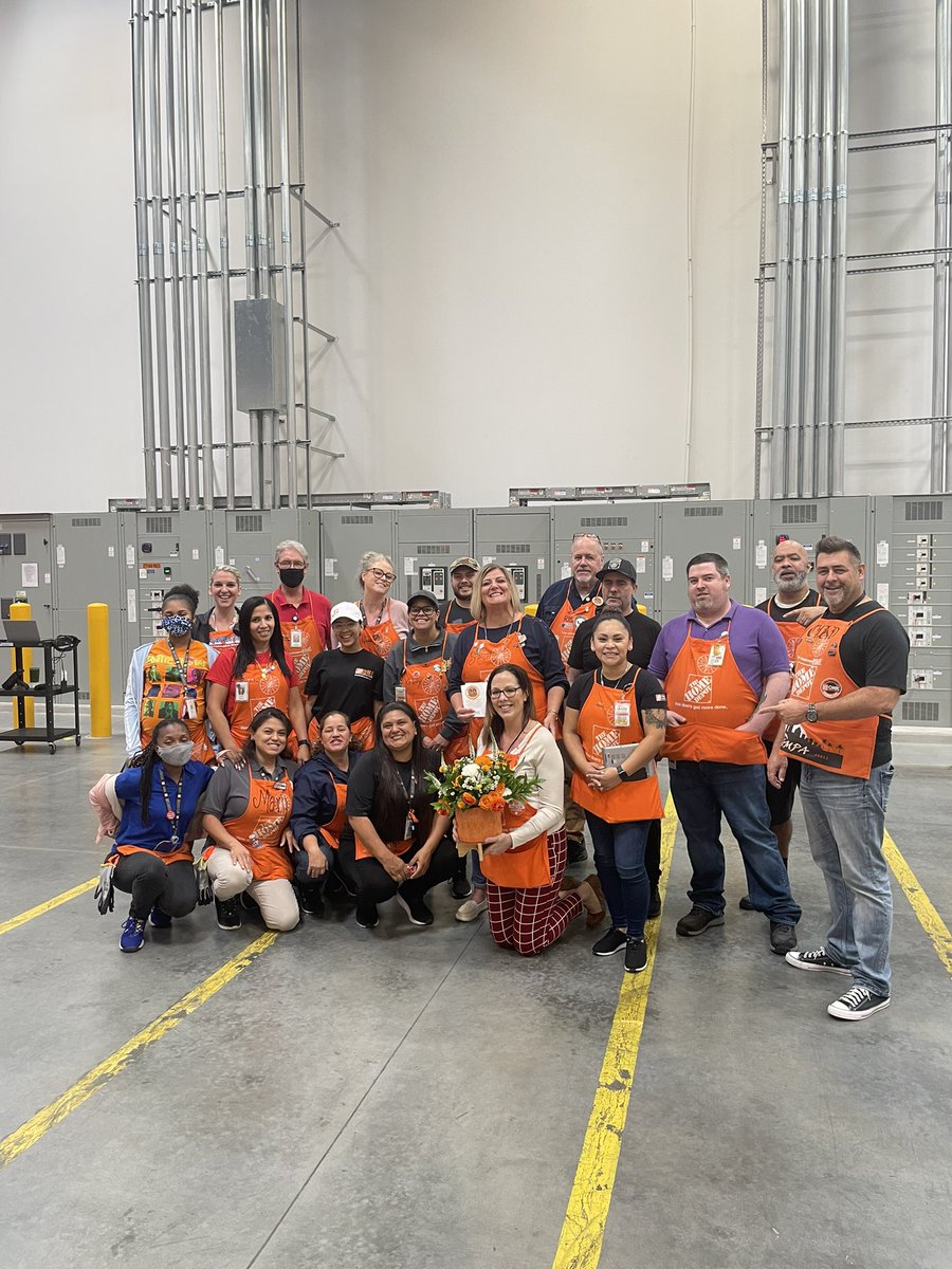 Today we celebrate a 20 year Anniversary of our awesome QA Manager!! Such an amazing story of starting off as a part time cashier at the store to what she does today!! #20yearsofbleedingorange <a href="/Kristen_Price_/">Kristen Price</a> <a href="/RafaVelaydez/">Rafa</a> <a href="/Chad741/">Chad_D1974</a> @JonSekelsky @DanielleDolina <a href="/FrankBranson82/">Frank Branson</a>