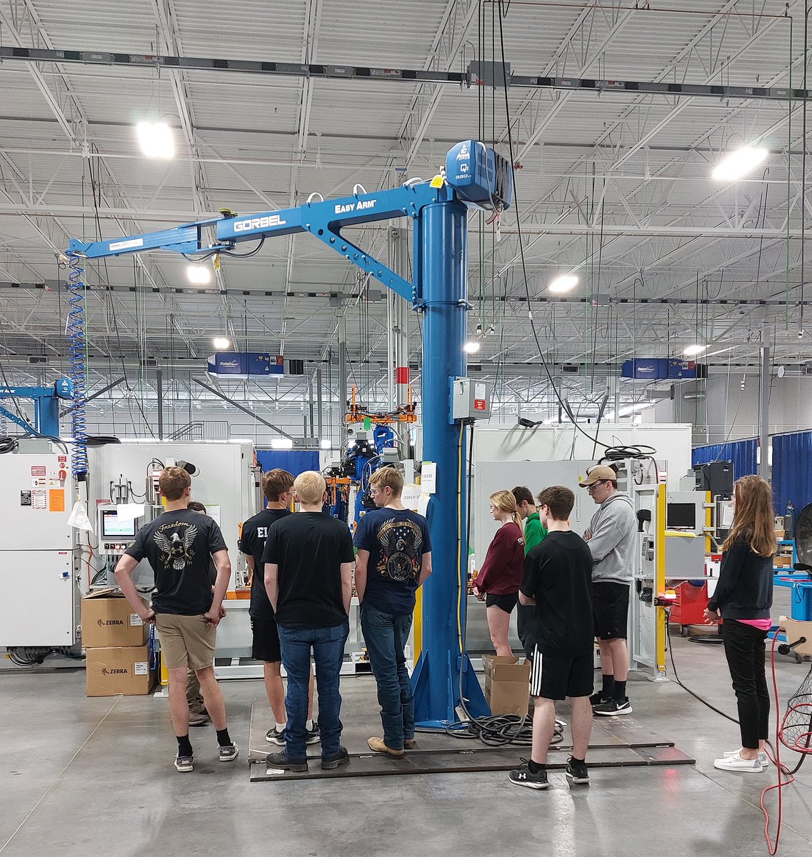 Melton_Machine's tweet photo. We were excited to have students from Four Rivers Career Center visit us.  These students are future Engineers learning about how we provide solutions. https://t.co/VpOlSV7g5q
