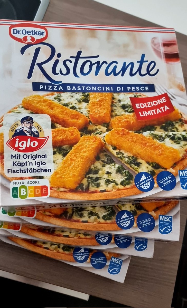 DominicGebhart's tweet photo. Konnte noch 4 Stück ergattern 😁 Danke
@DrOetkerPizzaD @an_dy_wand für diese Kulinarische Sensation 😋 #Fischstaebchenpizza https://t.co/VwXrk1rWEs