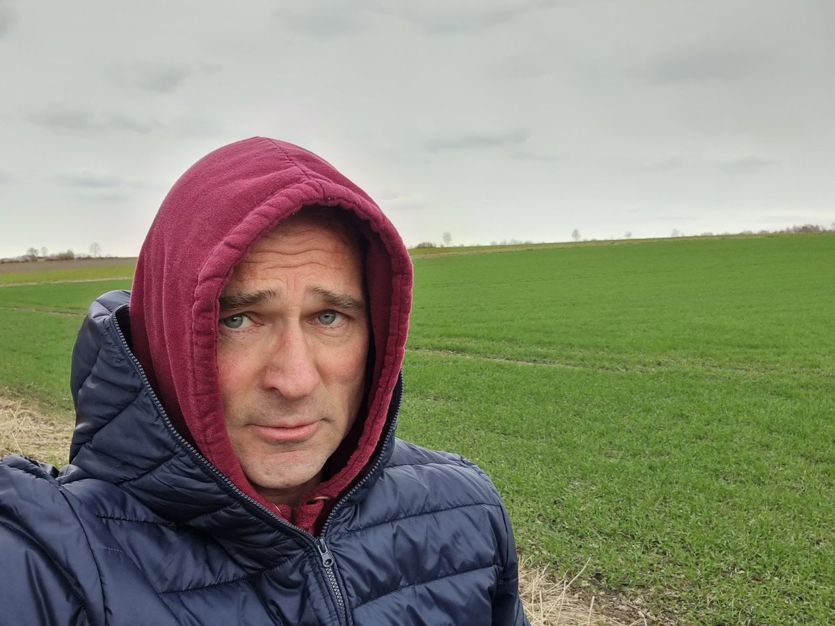 Wischmopp7's tweet photo. #hoodiefriday
...tja, endlich Weekend 🎉
Nu ab in'r Natur und den Wind um'e Nase wehen lassen 🌬
Habt ein schönes Wochenende 🥳 https://t.co/gSTp283m66