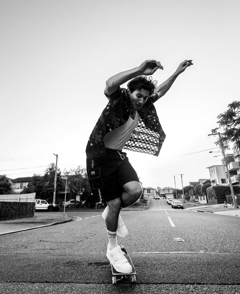 therealbinghaam's tweet photo. le bg (moi) ki tombe du skate https://t.co/tEhpZoniCW