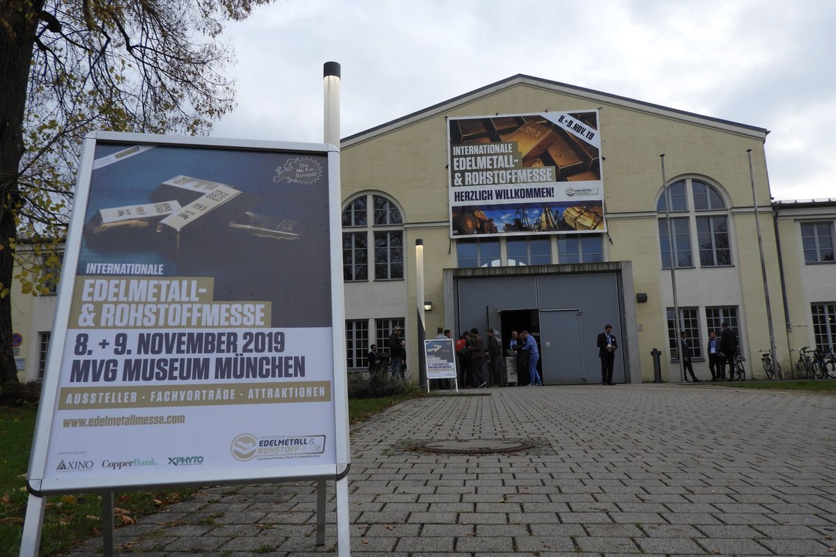 Zimtu's tweet photo. Fantastic news from Germany today! The Internationale Edelmetall- &amp; Rohstoffmesse, aka 'Edelmetallmesse', has confirmed a resumption of in-person exhibition in Munich, November 4th and 5th, 2022. https://t.co/qfcghM6vIs https://t.co/89aowAYsgF