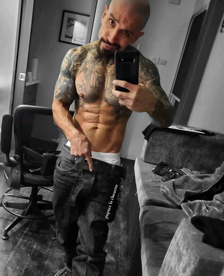 ChouettePupuce's tweet photo. #JosephRaymondLucero
Hello #MayansFamily Good day to all !
#NeronCreeperVargas
Even if the heat of this 4th season could distract us, we will remain focused on the path that our #RoadCaptain will choose...
#MayansFX #MayansMC
#CantWaitForSeason4 https://t.co/V4EMbdEyMr