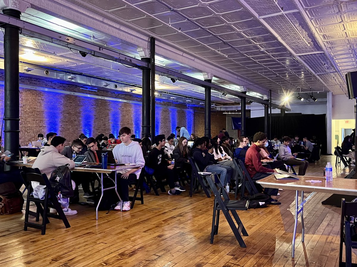 rhackett's tweet photo. All the young, hungry web3 builders at @ColumbiaCBA #lionhack are a testament to @cdixon’s observation that what the smartest people do on weekends is what everyone else will do during the week in 10 years.
The room is full of talent, ambition, optimism. https://t.co/ca21Re14sm