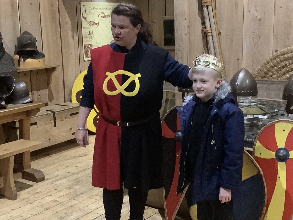 MrsDwhelan's tweet photo. @TheShrubberySch Year 2 have had the most amazing day at Stafford Castle today ... and even the weather was kind to us.  There are so many amazing photos that I'm going to pop them together into a video clip so watch this space ...  In the meantime, here's a few for now ... https://t.co/O0syrx2ved