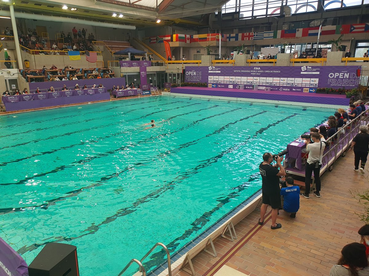 SarahMeha's tweet photo. Open de France de Natation Artistique 😊 https://t.co/mmGrRBXHvo